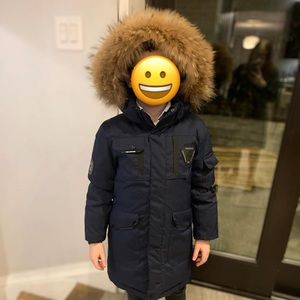 Little boys real fur navy winter coat. Size 8-10